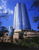 六本木ヒルズは、最新ショップやレストランだけでなく、無料で楽しめるイベントも多い。「映画館や美術館、展望台などがあり、一日過ごせますね。高級レストランもランチはおトクなんです」