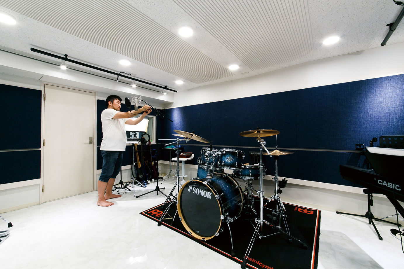 地下室は高性能音楽スタジオ