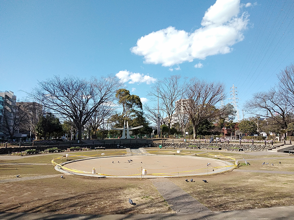船橋市民の憩いの場である天沼弁天池公園