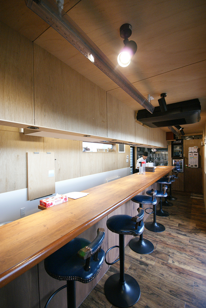 カウンターと調理スペース例