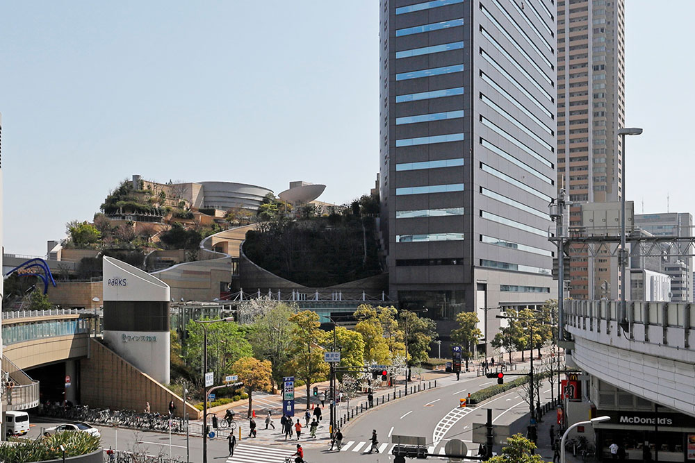 なんばパークス