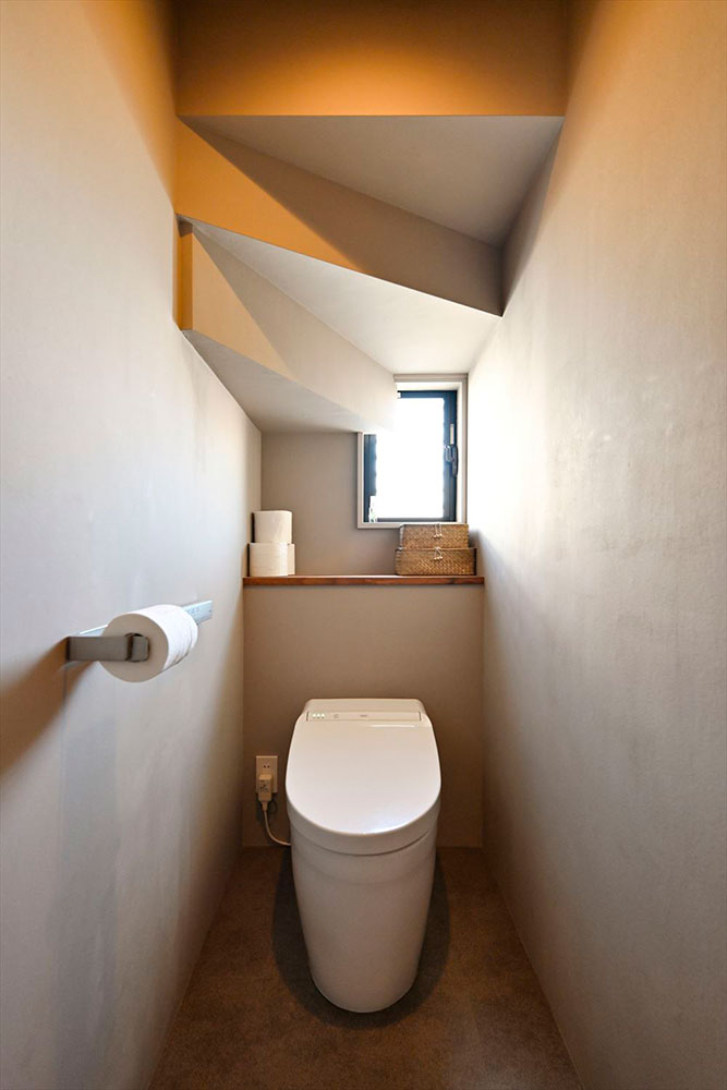 階段下にトイレをつくるには 後悔しない間取りにするポイントを解説 住まいのお役立ち記事