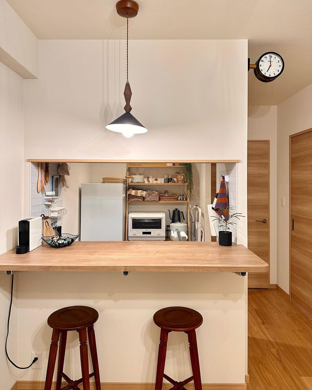 1R一人暮らしカフェ風インテリアキッチンの写真