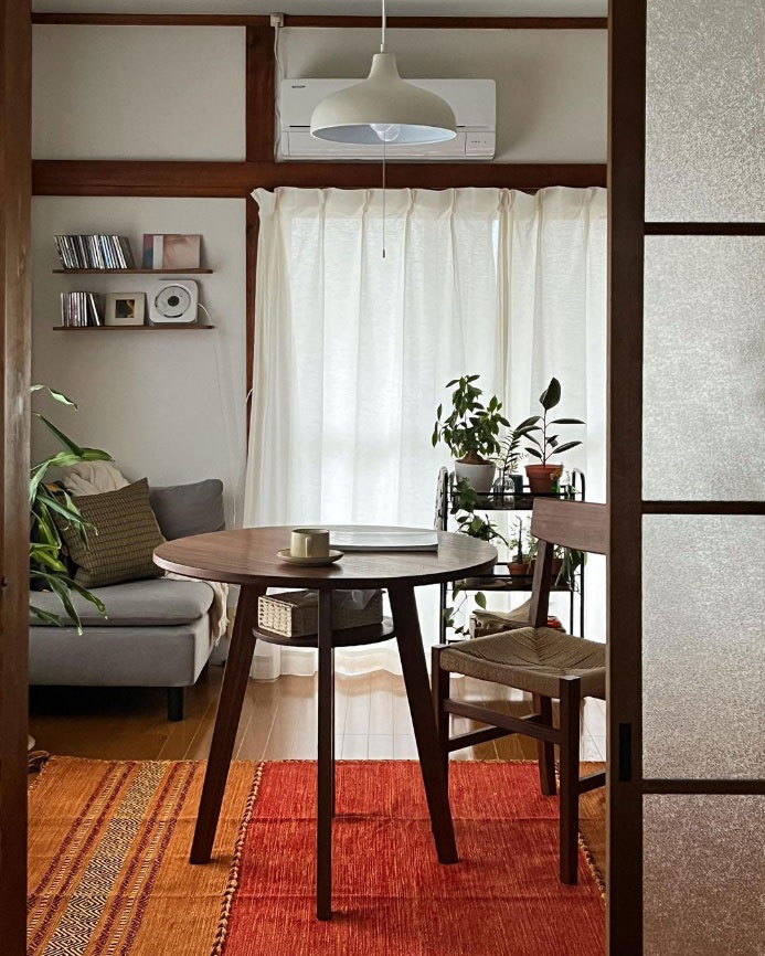 1K8畳一人暮らしカフェ風インテリアリビングの写真