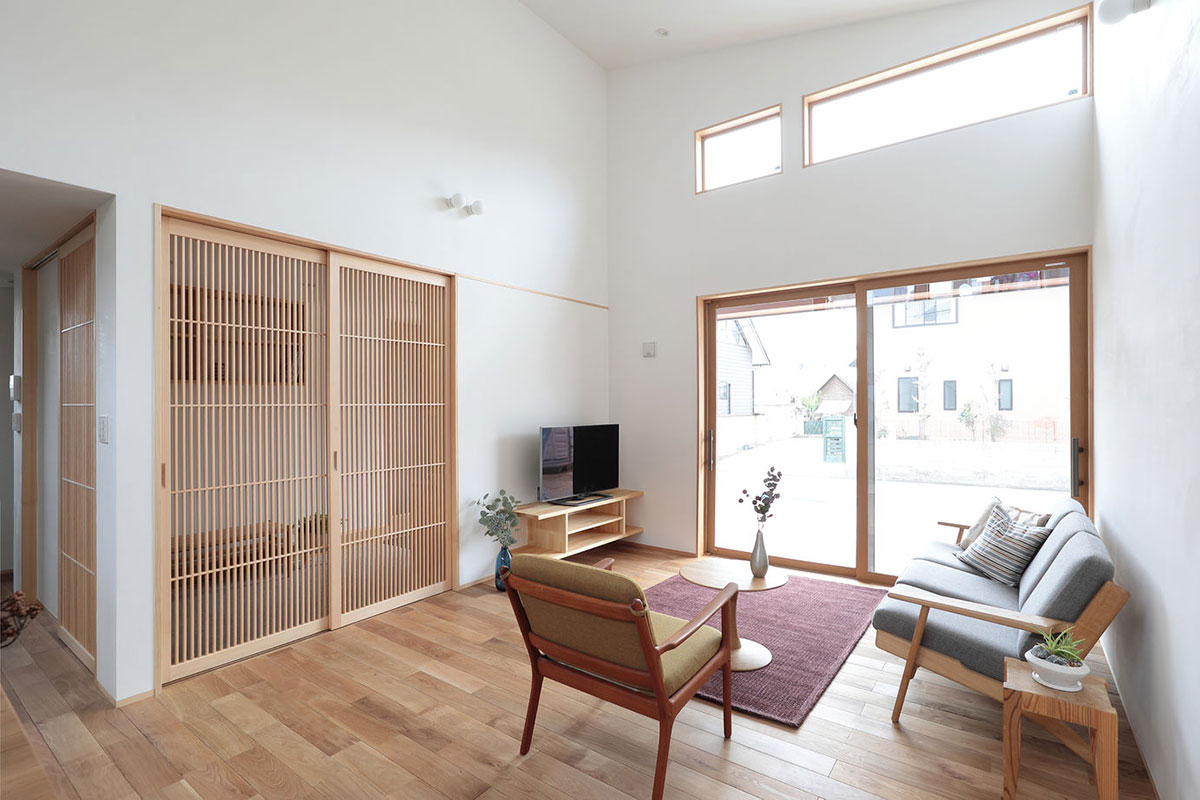 千本格子の引き戸がある和モダンリビング