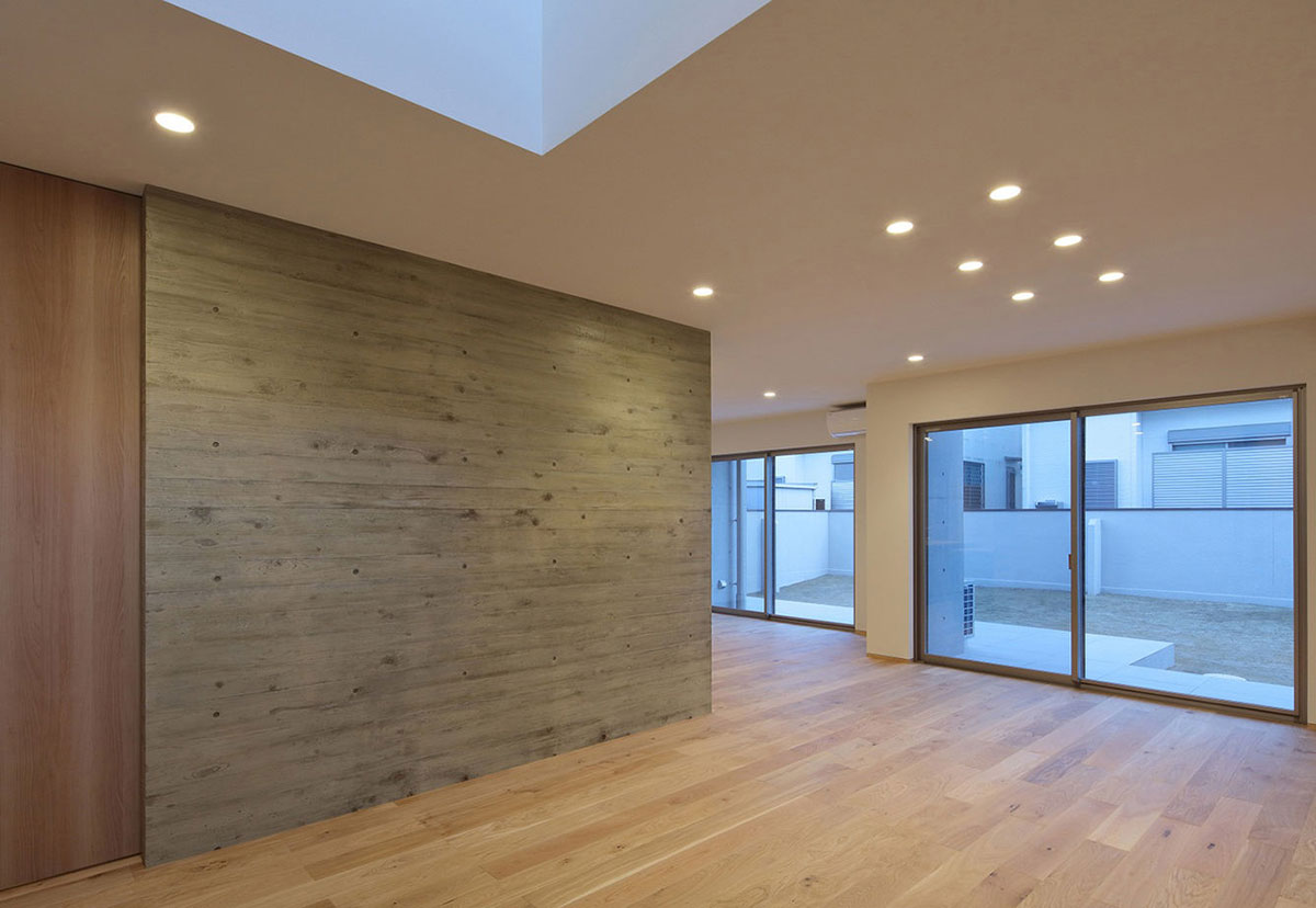 高低差を活かした打ちっぱなしの家