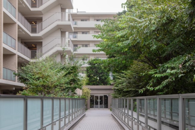 グランドメゾン東戸塚の渡り廊下