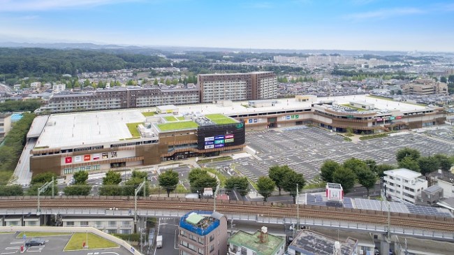 イーアス高尾とプレミスト高尾サクラシティの