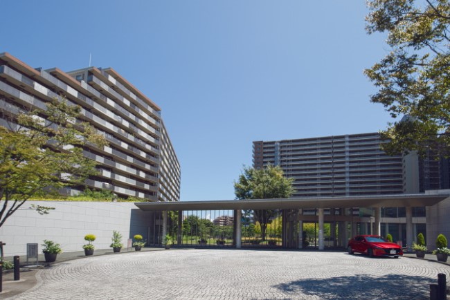 ニュートンプレイスの外観