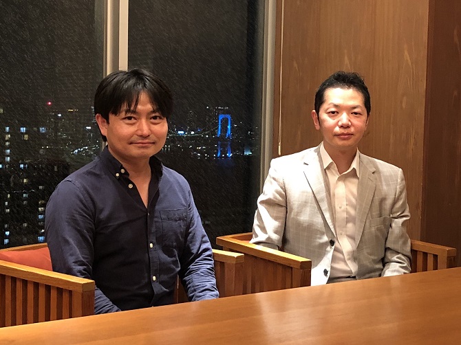 ブリリアマーレ有明管理組合理事会のお二人の写真