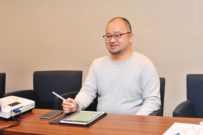 ブラウシアのIT委員の理事の平澤さんの写真