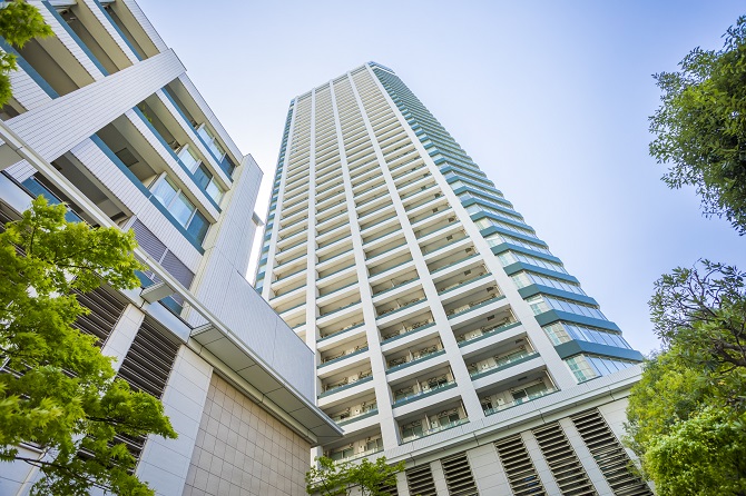 白金タワー外観