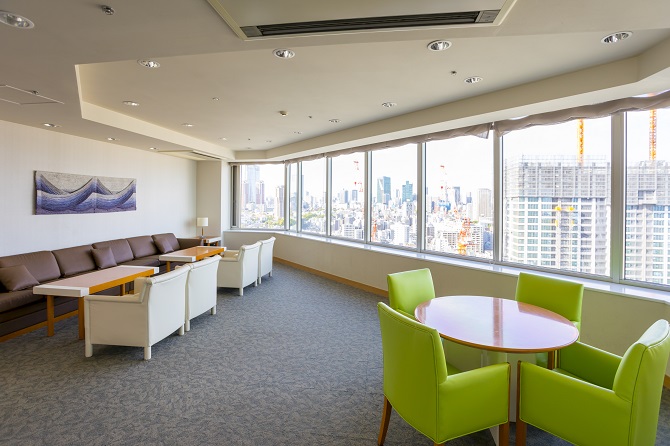 白金タワーのスカイラウンジ