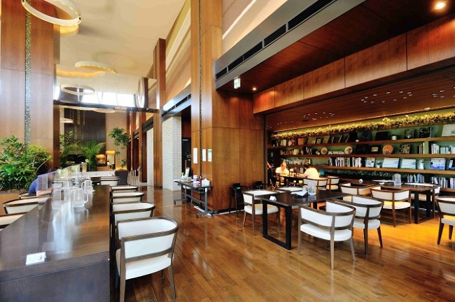 プラウドタワー東雲キャナルコートのレストラン「アル・カナーレ」