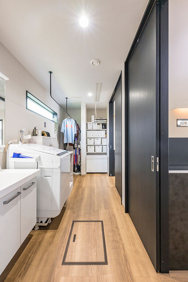 洗面脱衣室兼ランドリールーム