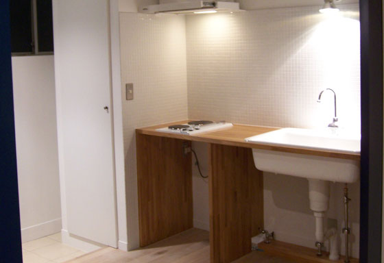 生活感を極力排除した水まわり