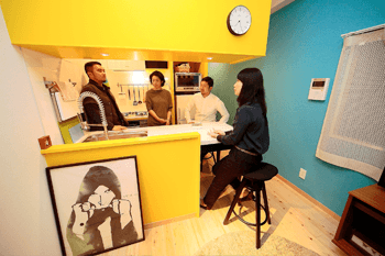 入居者、オーナー、デザイナーが一丸となり、この部屋をつくりあげた