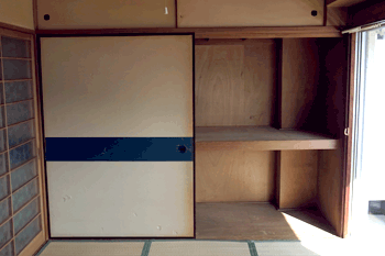 押入れは「これぞ昭和！」という雰囲気。どのように仕立てあげるか、センスの見せ所（平成25年3月から4月）