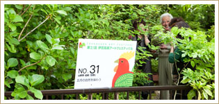5月に伊豆高原で開催されるアートフェスティバルにもほぼ毎年参加。期間中はさらに多くの見学者が訪れる。