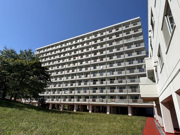 緑町団地３号棟