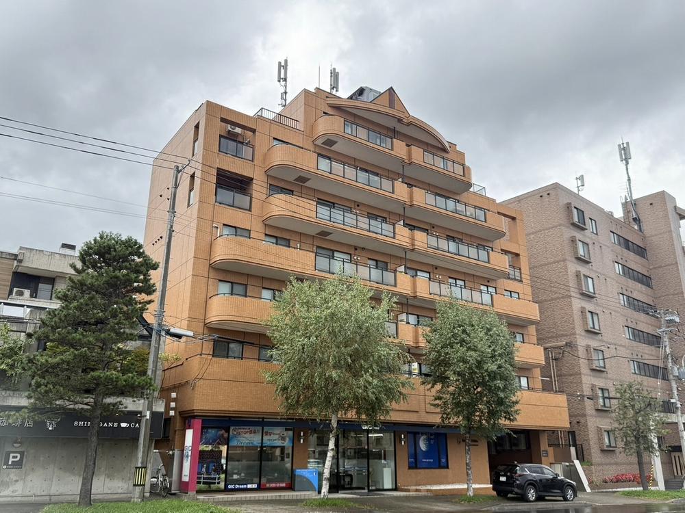 ロイアルヒルズ宮の森