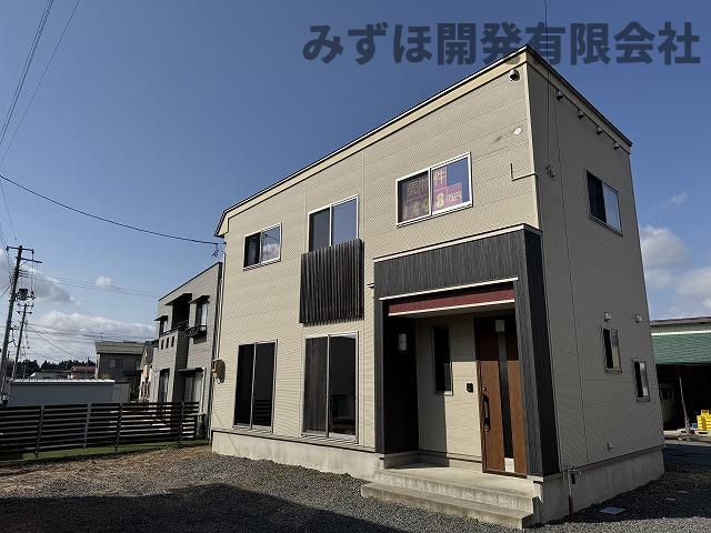 山形県米沢市万世町牛森