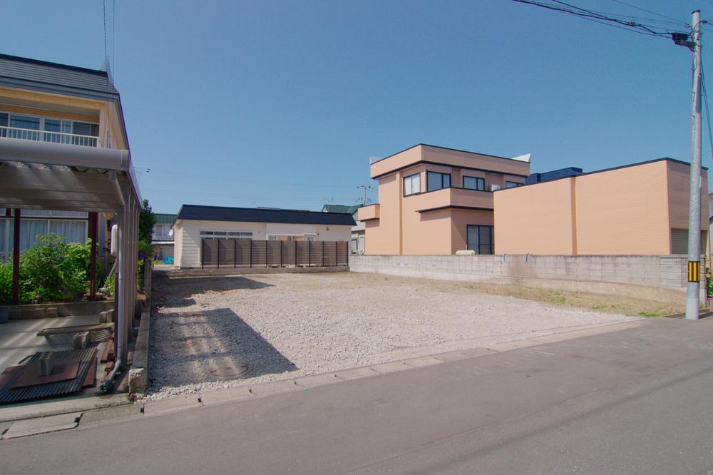 青森県青森市小柳