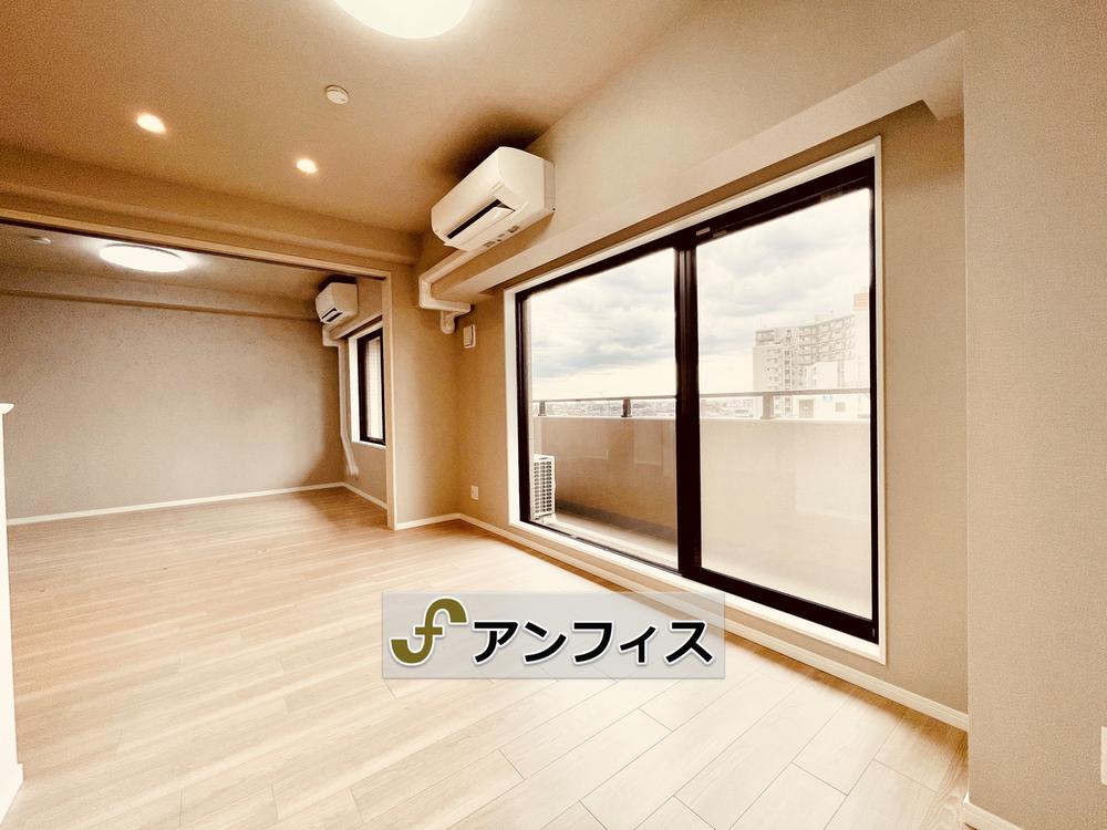 チュリス明大前