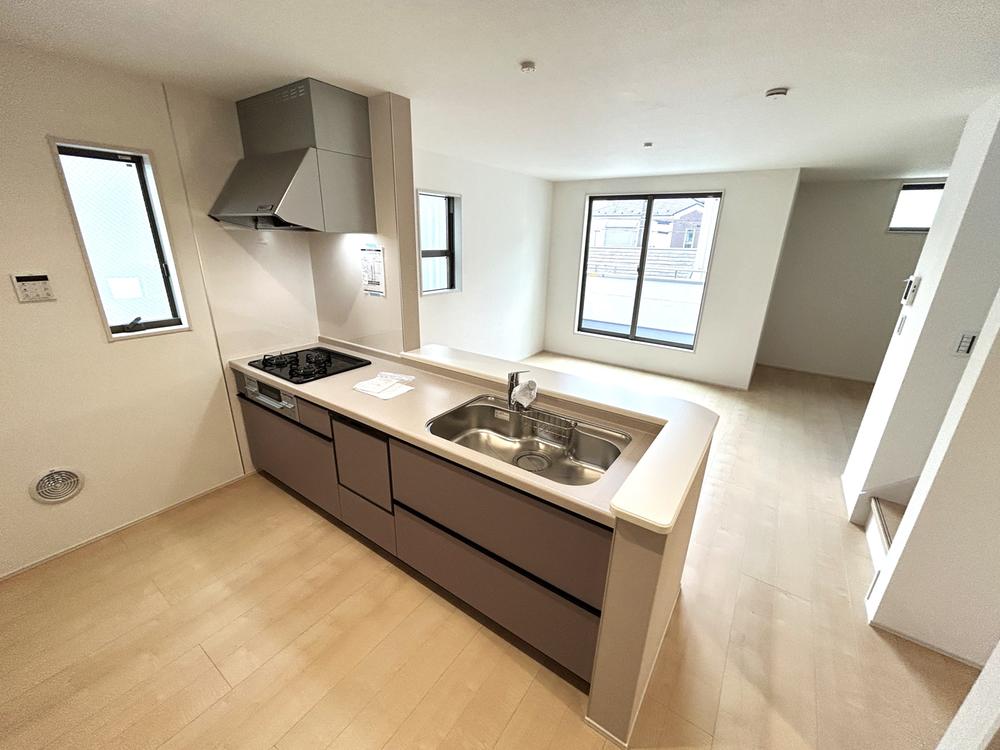 神奈川県横浜市金沢区六浦東