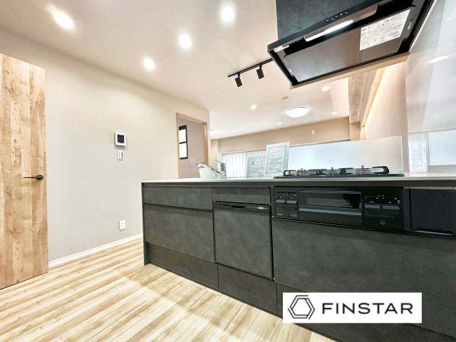 草加ガーデンハイツA棟