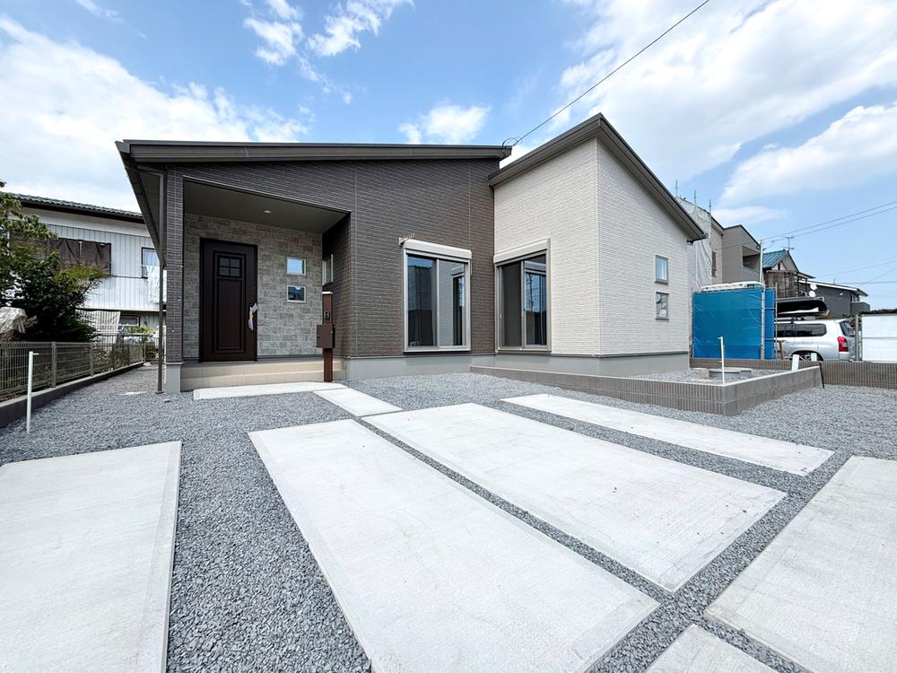 群馬県伊勢崎市上諏訪町