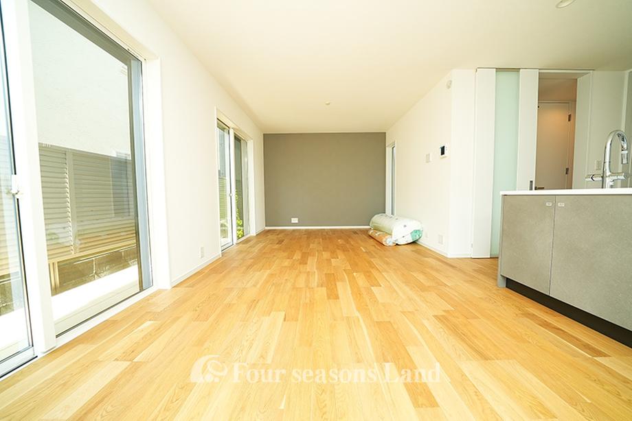 神奈川県藤沢市鵠沼海岸