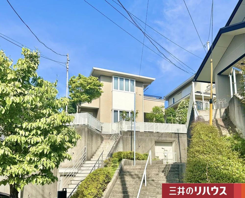 神奈川県横浜市金沢区六浦南