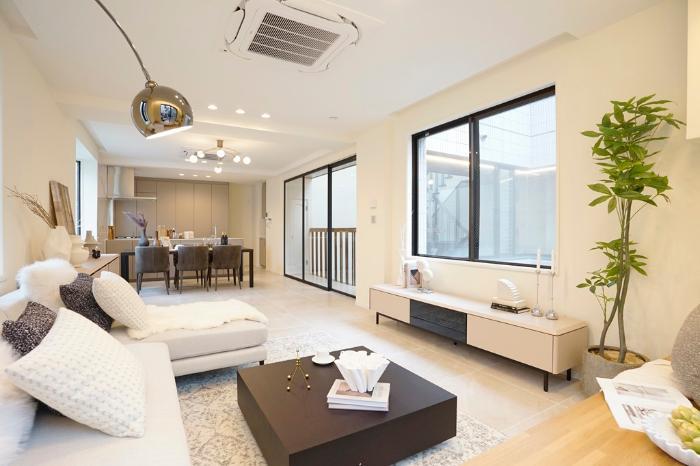 東京都豊島区巣鴨