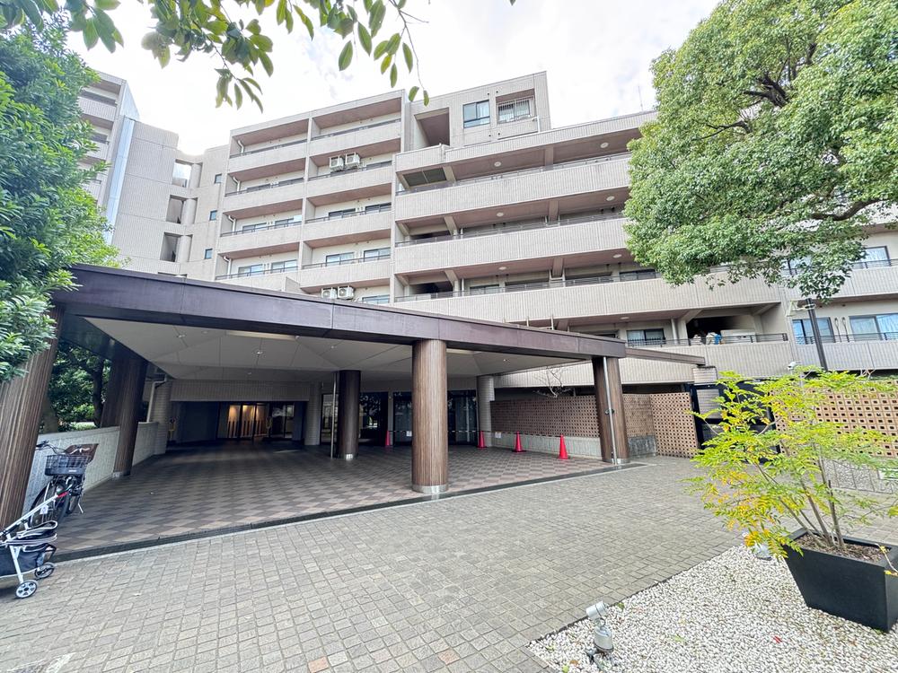 ヒルトップ横濱根岸セントラルコート