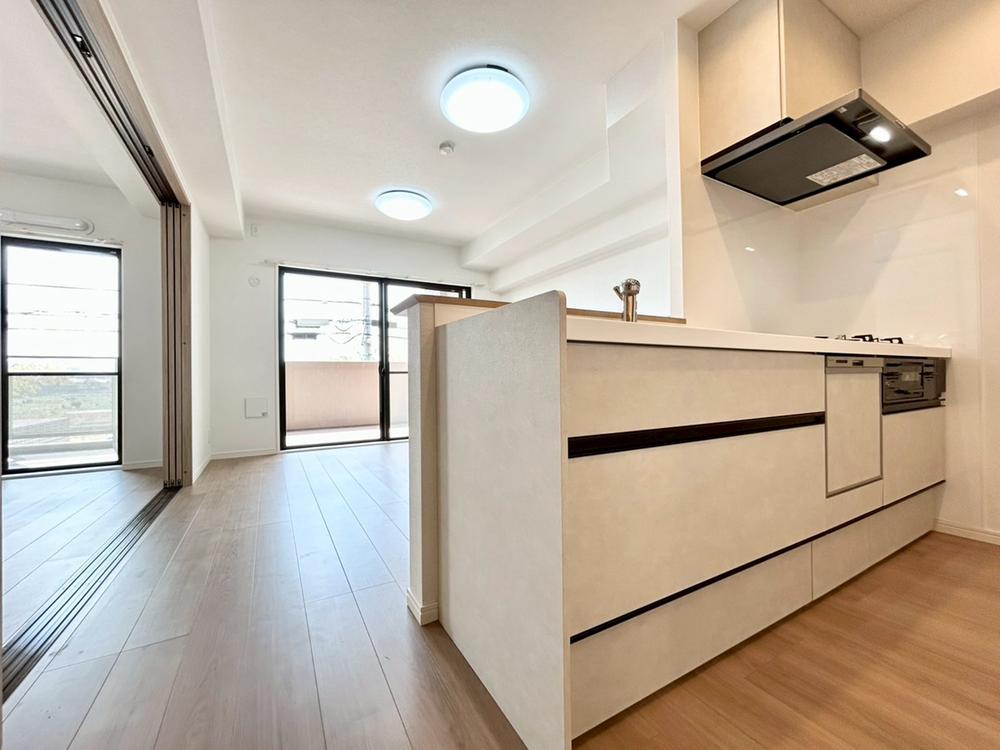 ライオンズガーデン青葉台南×新規フルリフォーム