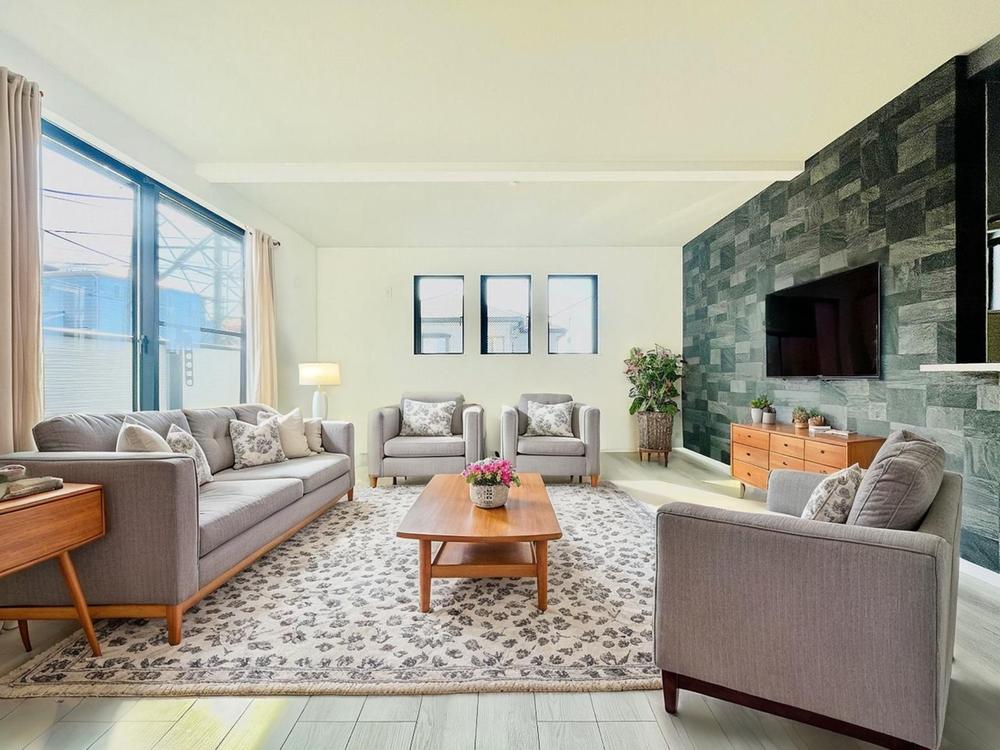 神奈川県横浜市旭区鶴ケ峰本町