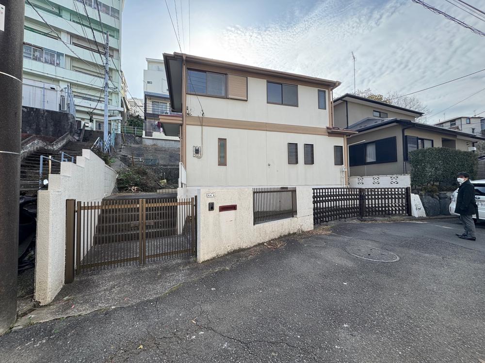 神奈川県横浜市港北区篠原台町