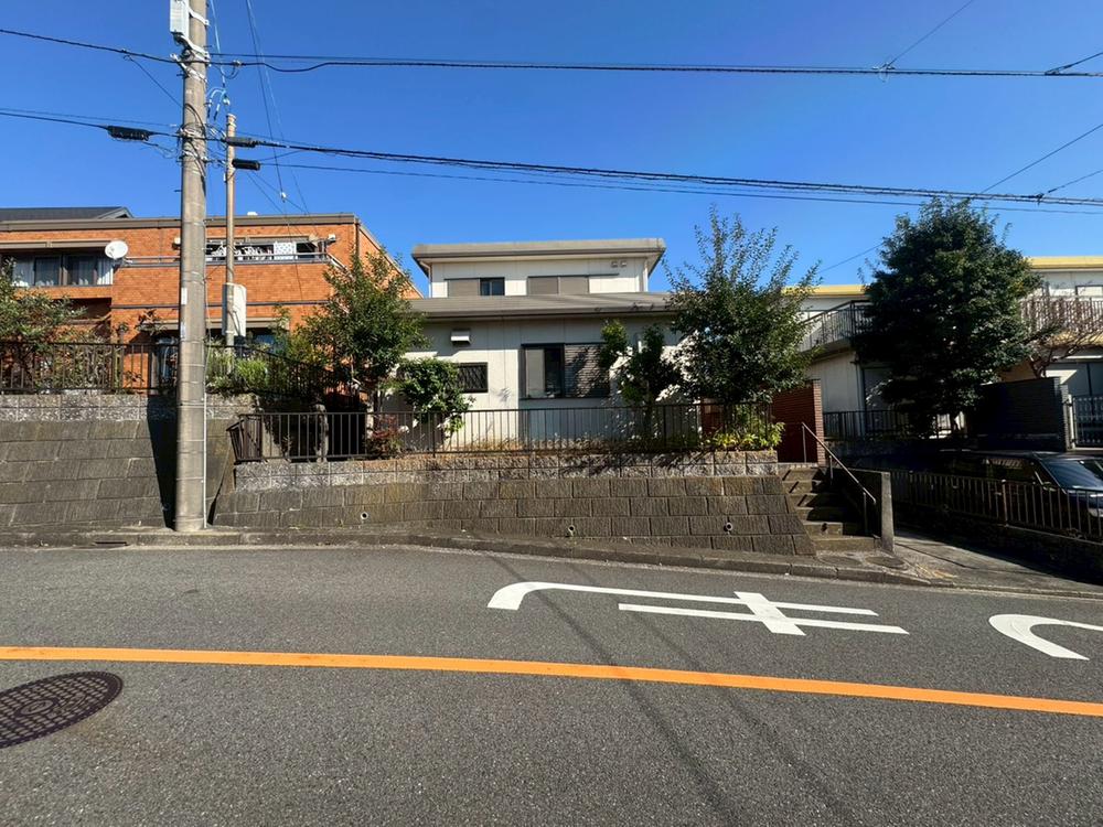 神奈川県横浜市港南区下永谷