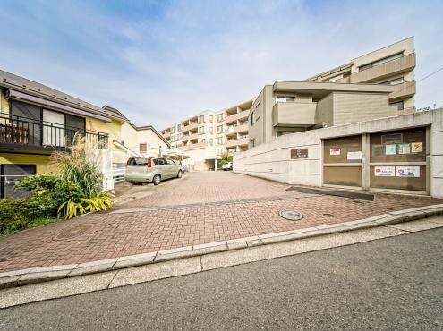 朝日パリオ新横浜