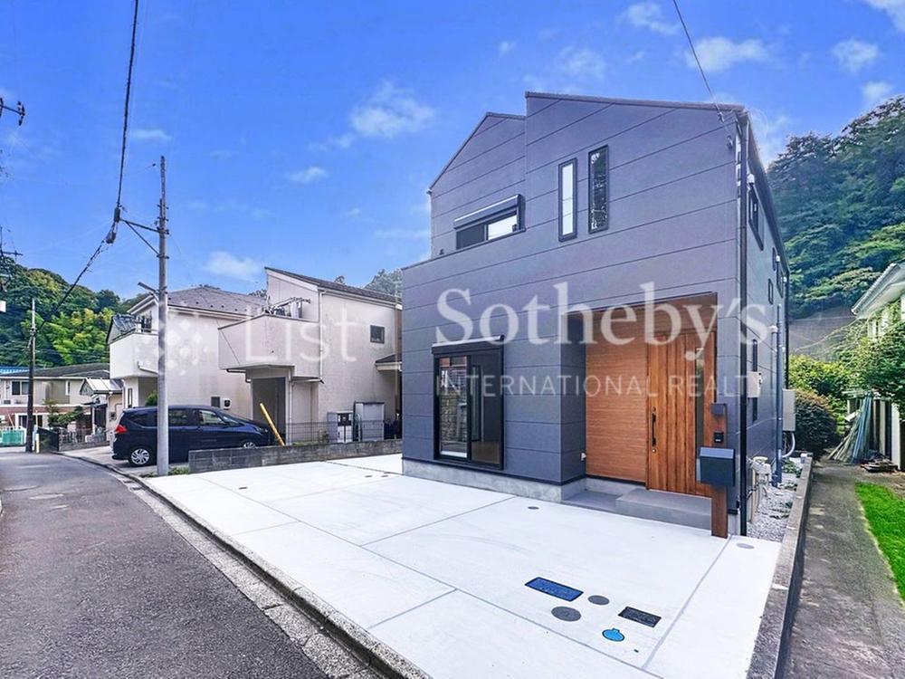 神奈川県横浜市金沢区谷津町