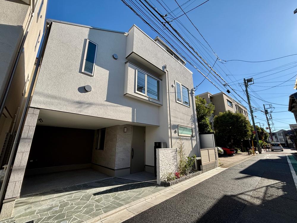 東京都世田谷区世田谷