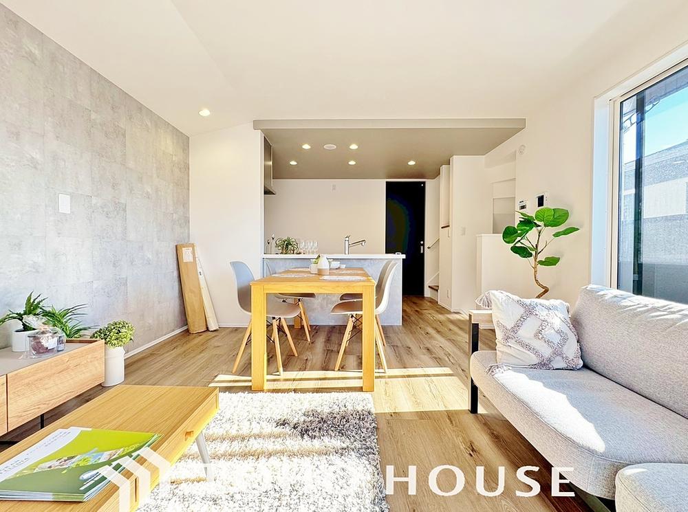 千葉県浦安市富士見