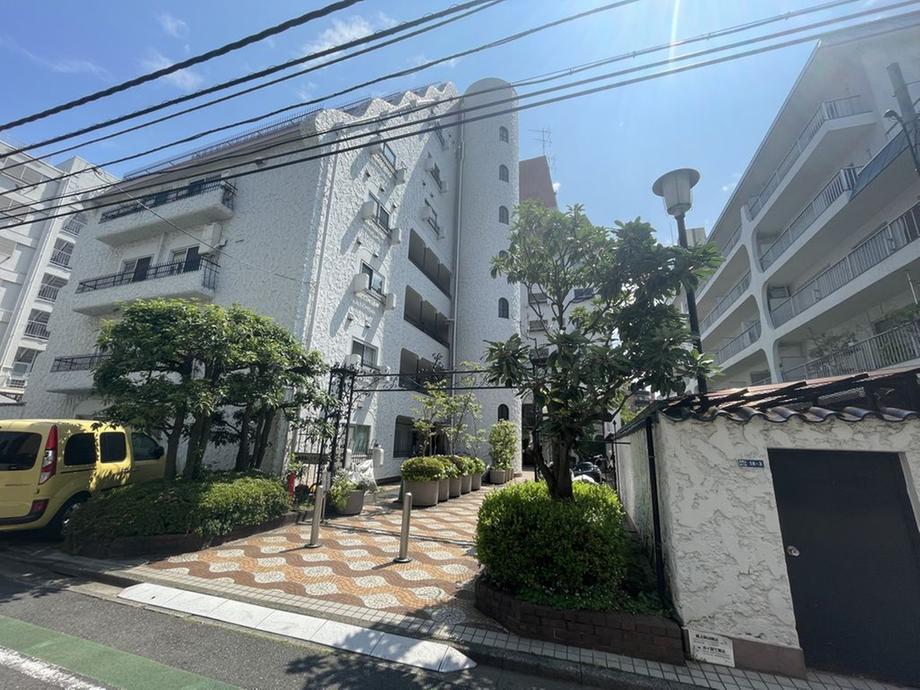 秀和青南レジデンス