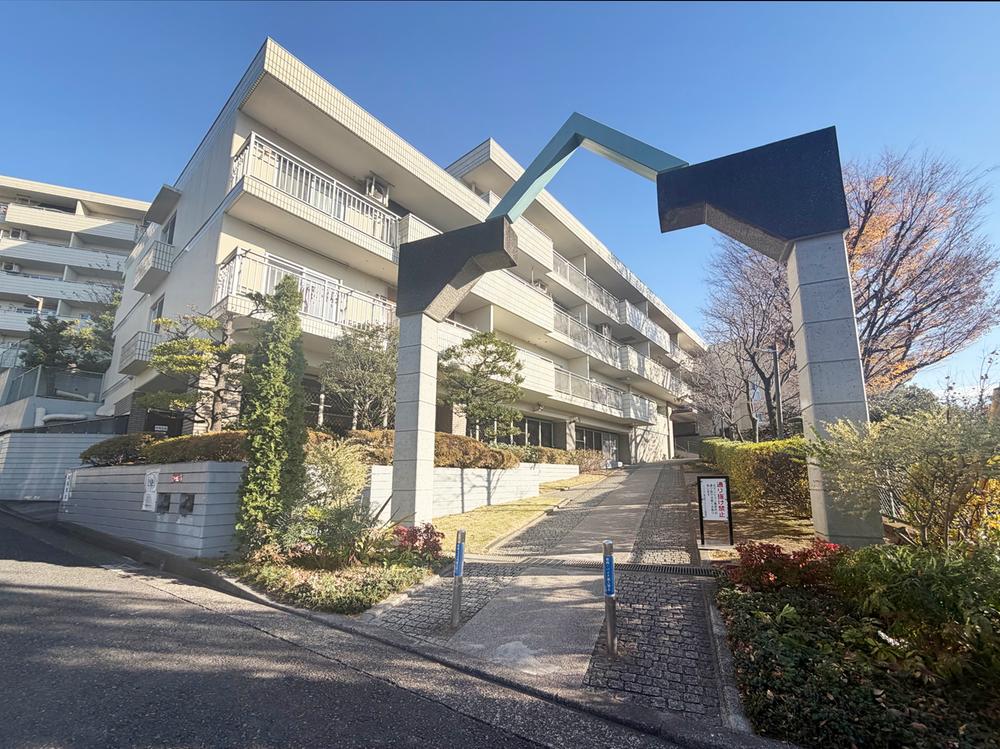 インペリアル東白楽ガーデンハウスA棟