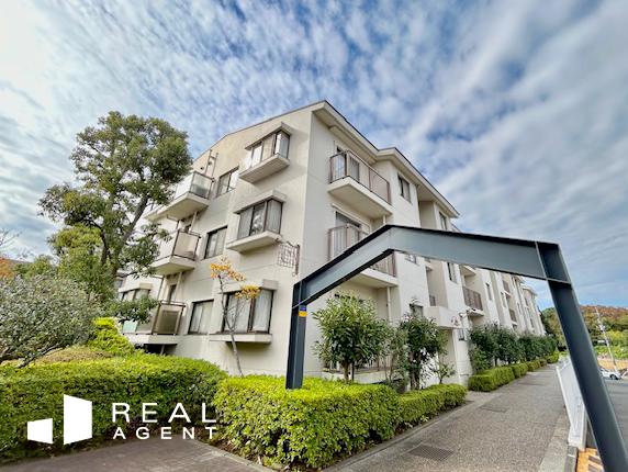 横浜・小机パークスクエアC棟