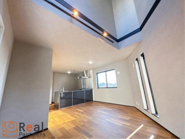 神奈川県横浜市泉区新橋町