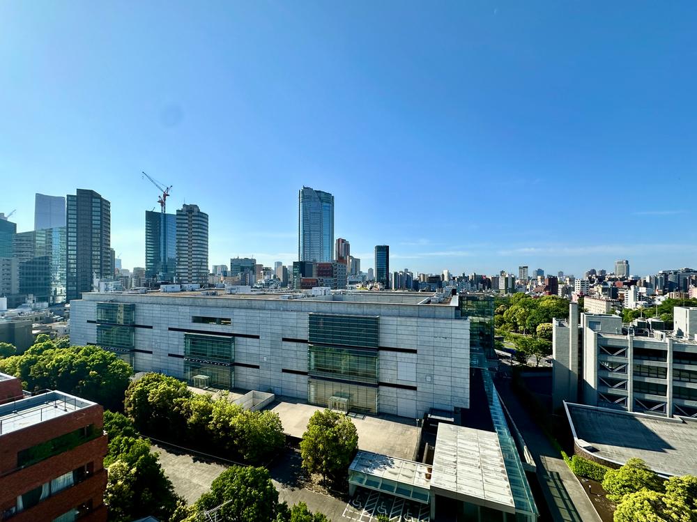 クローバー六本木