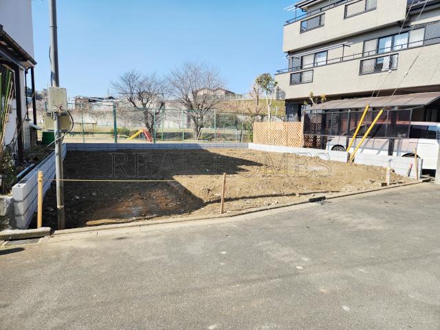 埼玉県新座市道場