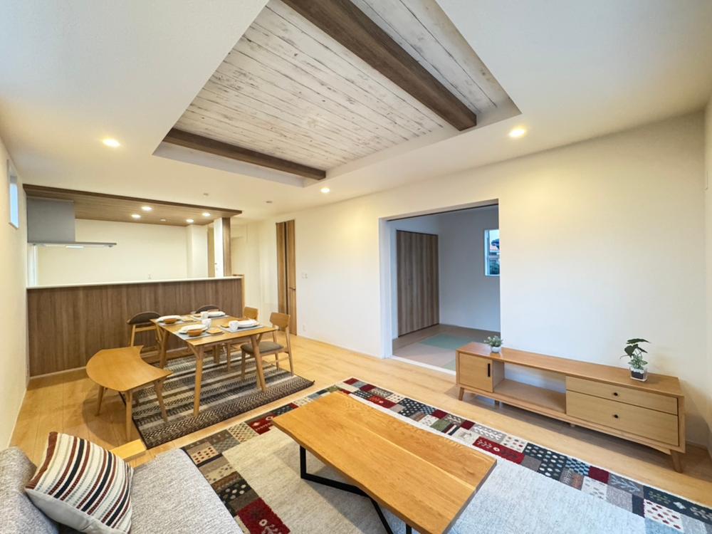 埼玉県草加市遊馬町